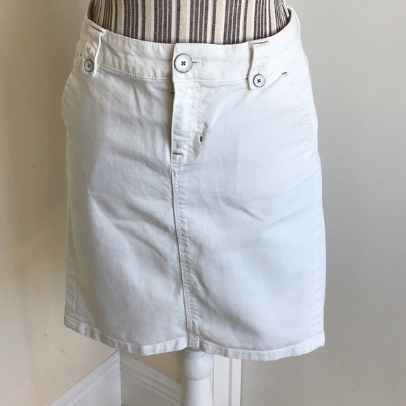 Gap jean skirt - Picture 1 of 9